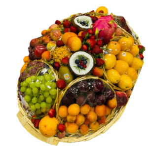 Fruit basket with three baskets